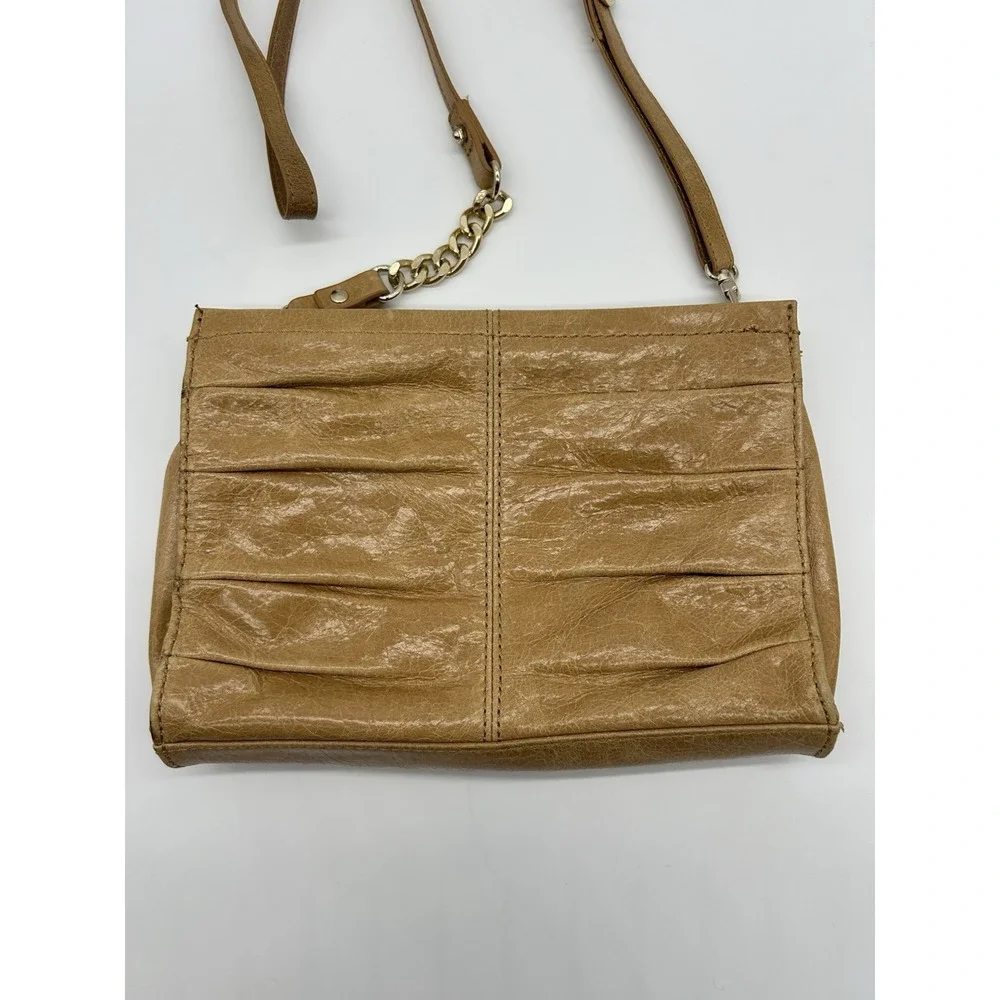 THE SAK Tan Glazed Leather Crossbody Bag Purse Pleated Zip Top‎ Removable Strap